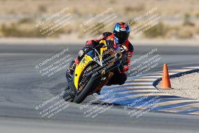 media/Jan-09-2022-SoCal Trackdays (Sun) [[2b1fec8404]]/Turn 11 (935am)/